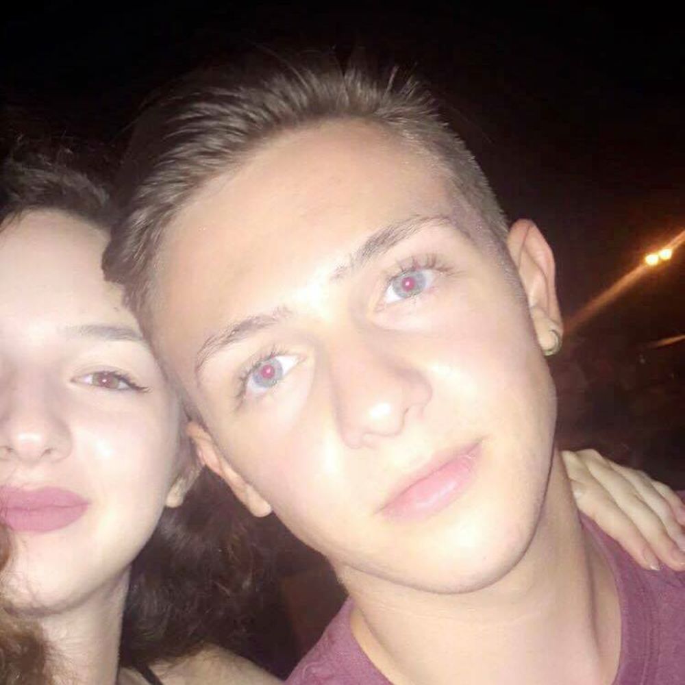 Meet your Posher, Evan